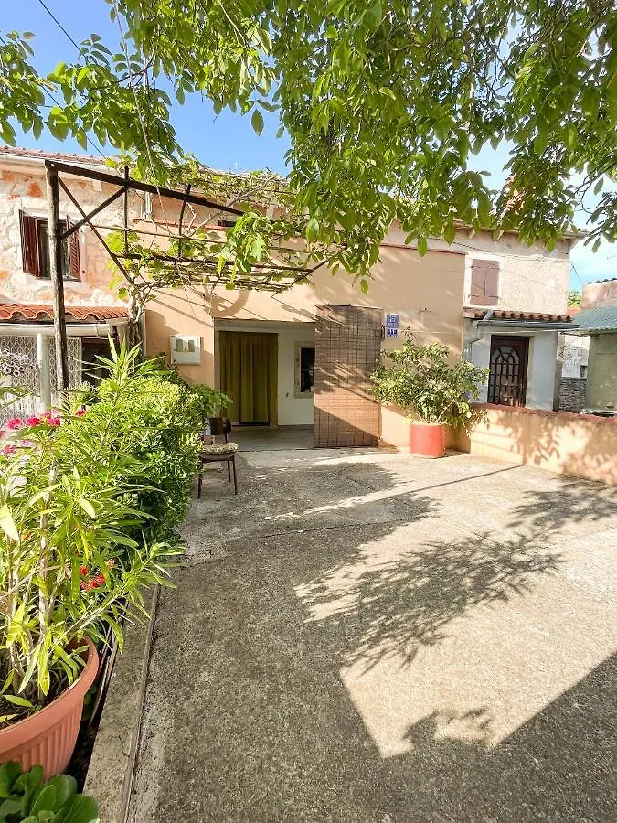 Apartment Kuca Za Odmor Romano Marcana
